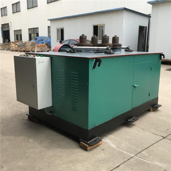 有一家工厂的厂长要订购两台“弯卷机”极速联系