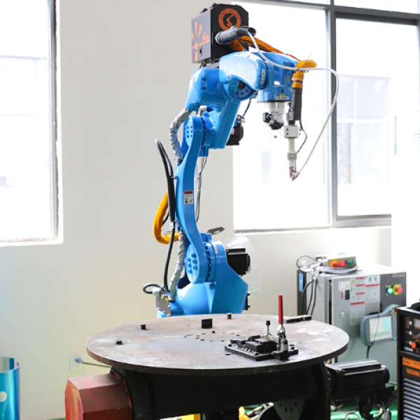 新能源汽配焊接铝焊不锈钢填丝自熔氩弧焊自动焊接机器人