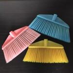 Máy sản xuất chổi, bàn chải vệ sinh công nghiệp