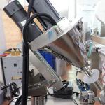 Máy đóng gói bột gia vị, tinh chất dạng túi gói dọc