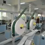 Máy sản xuất bông tẩy trang