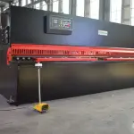 有客户需购两台“剪板机 QC12Y-4X2500液压摆式剪板机 数控剪板机 不锈钢剪板机”极速联系