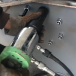 Máy tán đinh thủy lực tự động Huck Rivet Ring Groove Bolt