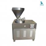 Máy nhồi xúc xích