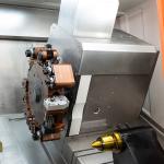 带动力刀塔车铣复合数控车床 6152程控尾顶数控机床