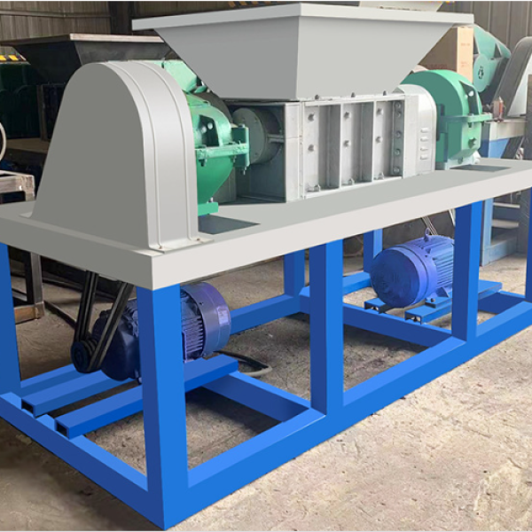 大型金属破碎机木材塑料工业废品生活垃圾粉碎机强制型双轴撕碎机