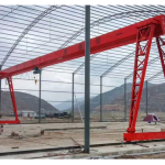 有一家建筑承包商公司 “上包下花龙门吊室外门式起重机10吨电动葫芦轨道行走包厢龙门吊”极速联系