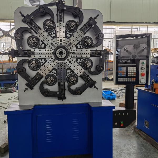 Máy sản xuất móc quần áo chùm